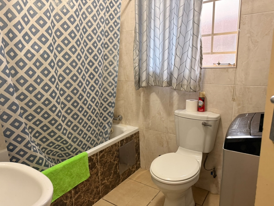 3 Bedroom Property for Sale in Waterval East North West